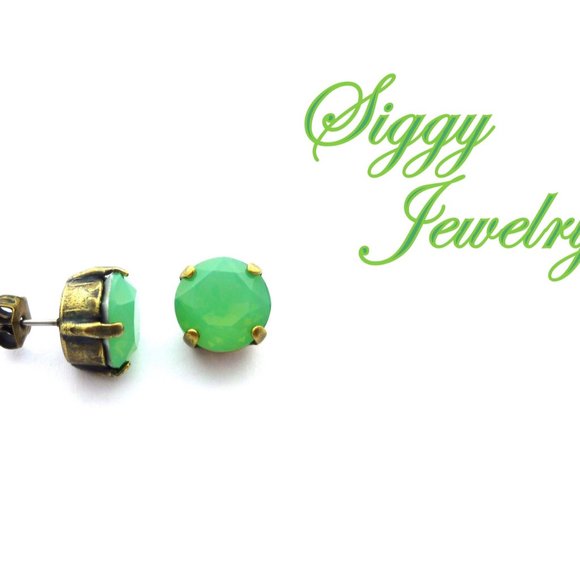 Mint Beryl Green Opal Crystal Stud Earrings, 10mm - Picture 4 of 7